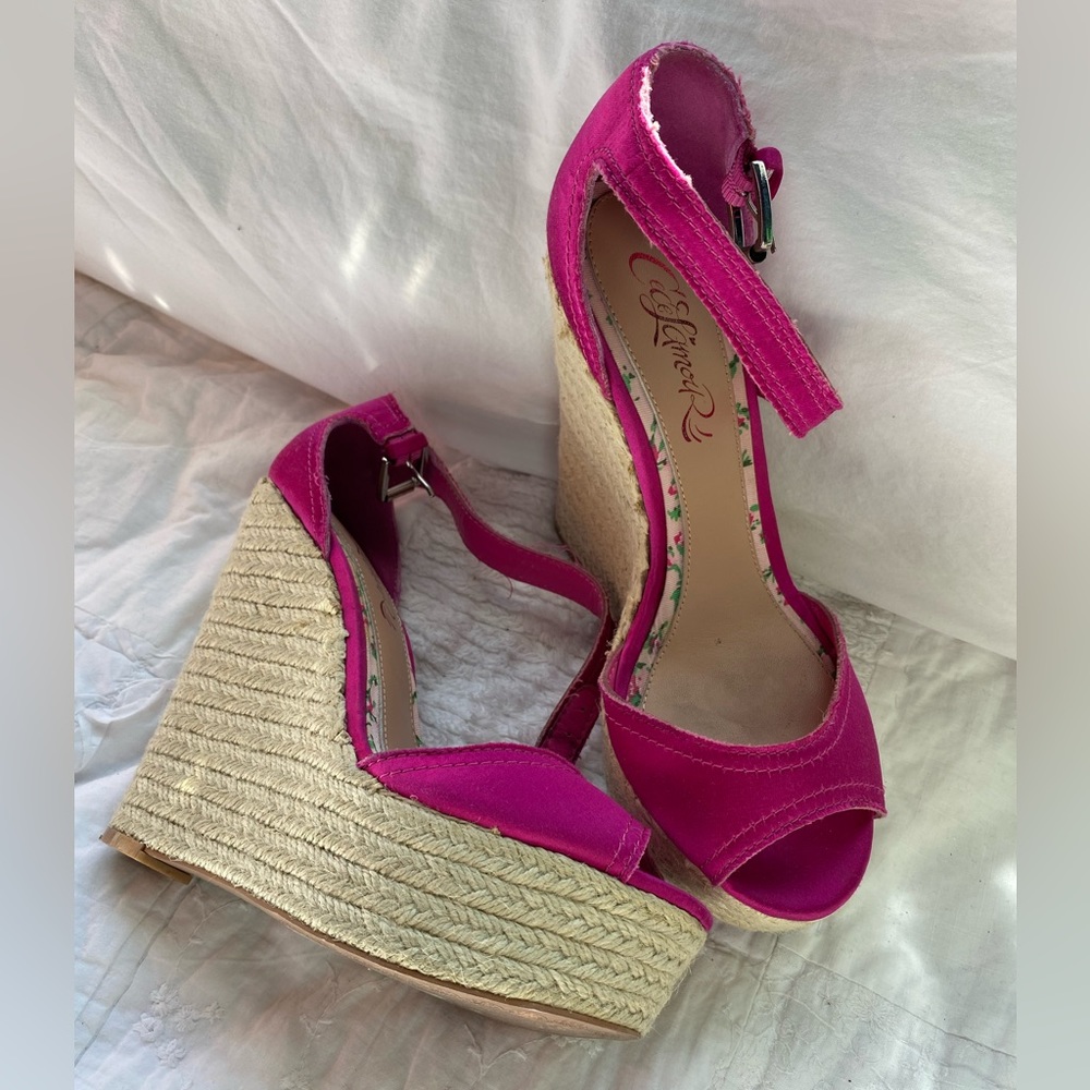 CECE LAMOUR PINK SATIN PEEP TOE WEDGE PLATFORM SANDALS 7 1/2 M